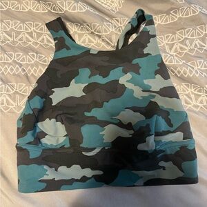 Lululemon bra size 6